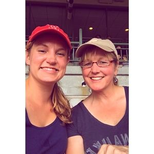 Meet your Posher, Haley